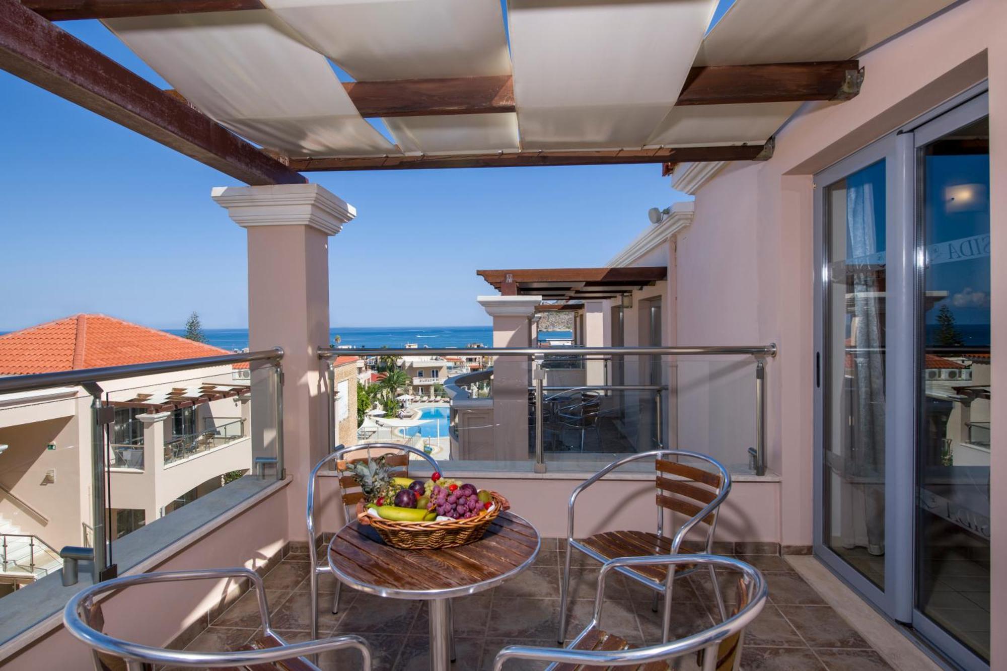 Isida Hotel Agia Marina Room photo