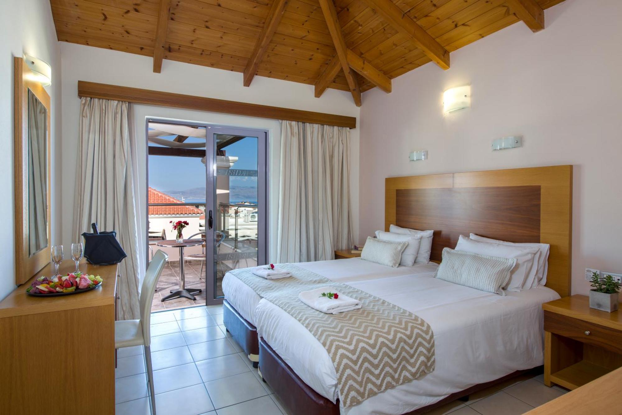 Isida Hotel Agia Marina Room photo